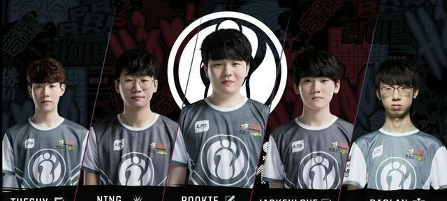 现却逐渐陷 现却逐渐陷